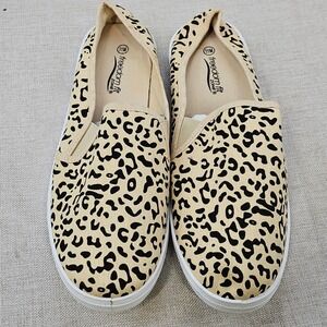 Freedom Fit‎ Zone Womens Slip On Shoes Leopard Print Comfort Size 7 WIDE New